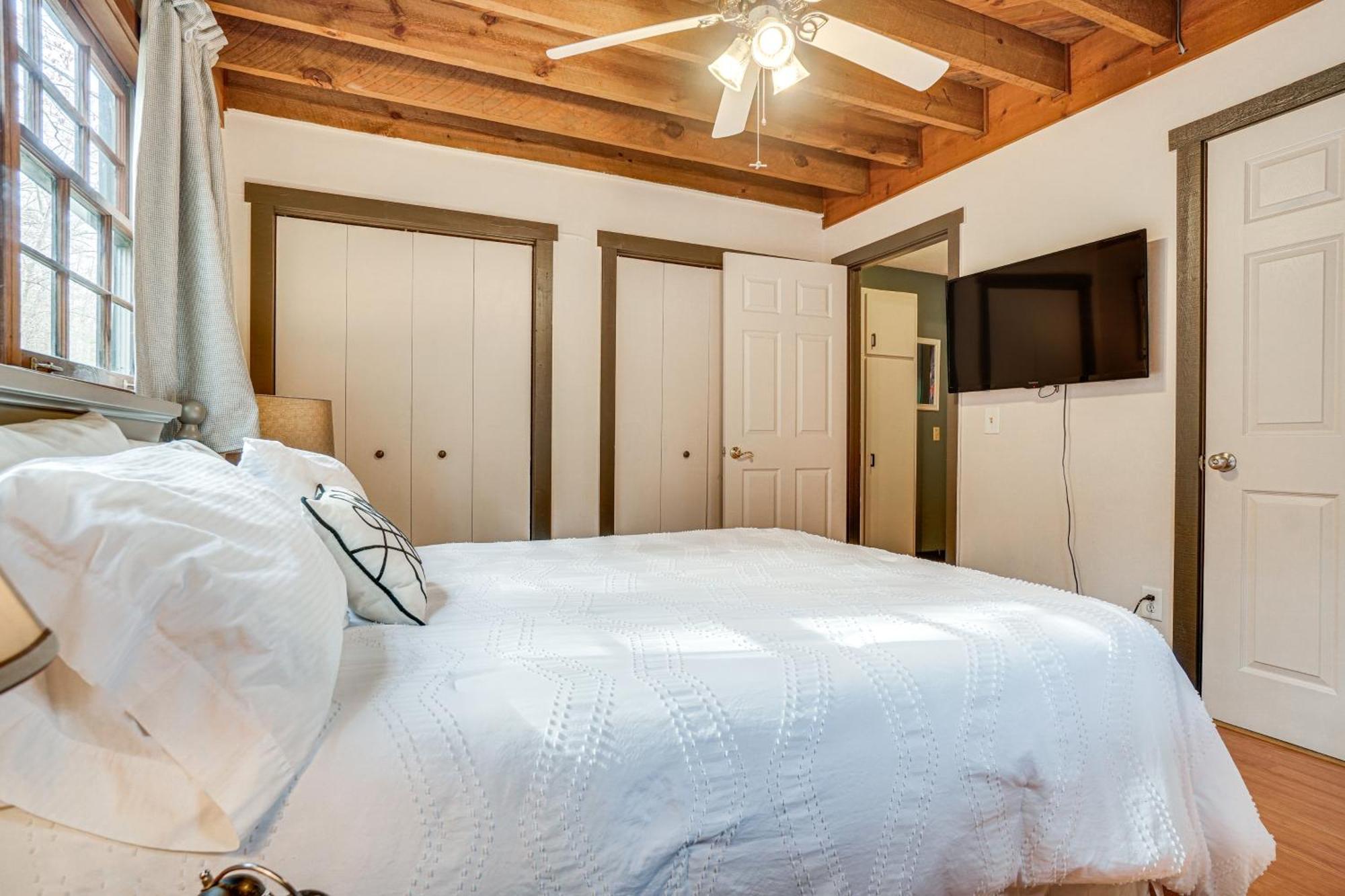 Charming Cabin With Fire Pit And Decks About 7 Mi To Helen Sautee Nacoochee Esterno foto